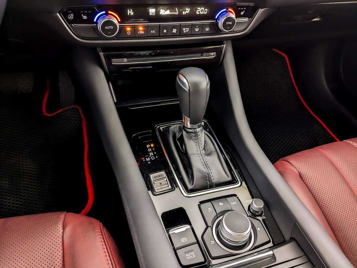 Купить Mazda 6 с пробегом. Фото: #24