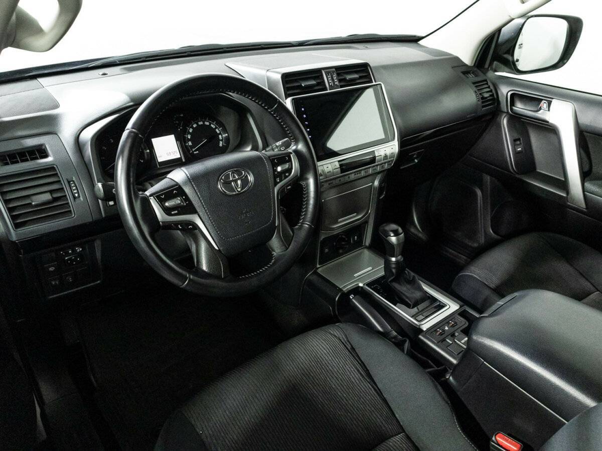 Купить Toyota Land Cruiser Prado с пробегом. Фото: #10