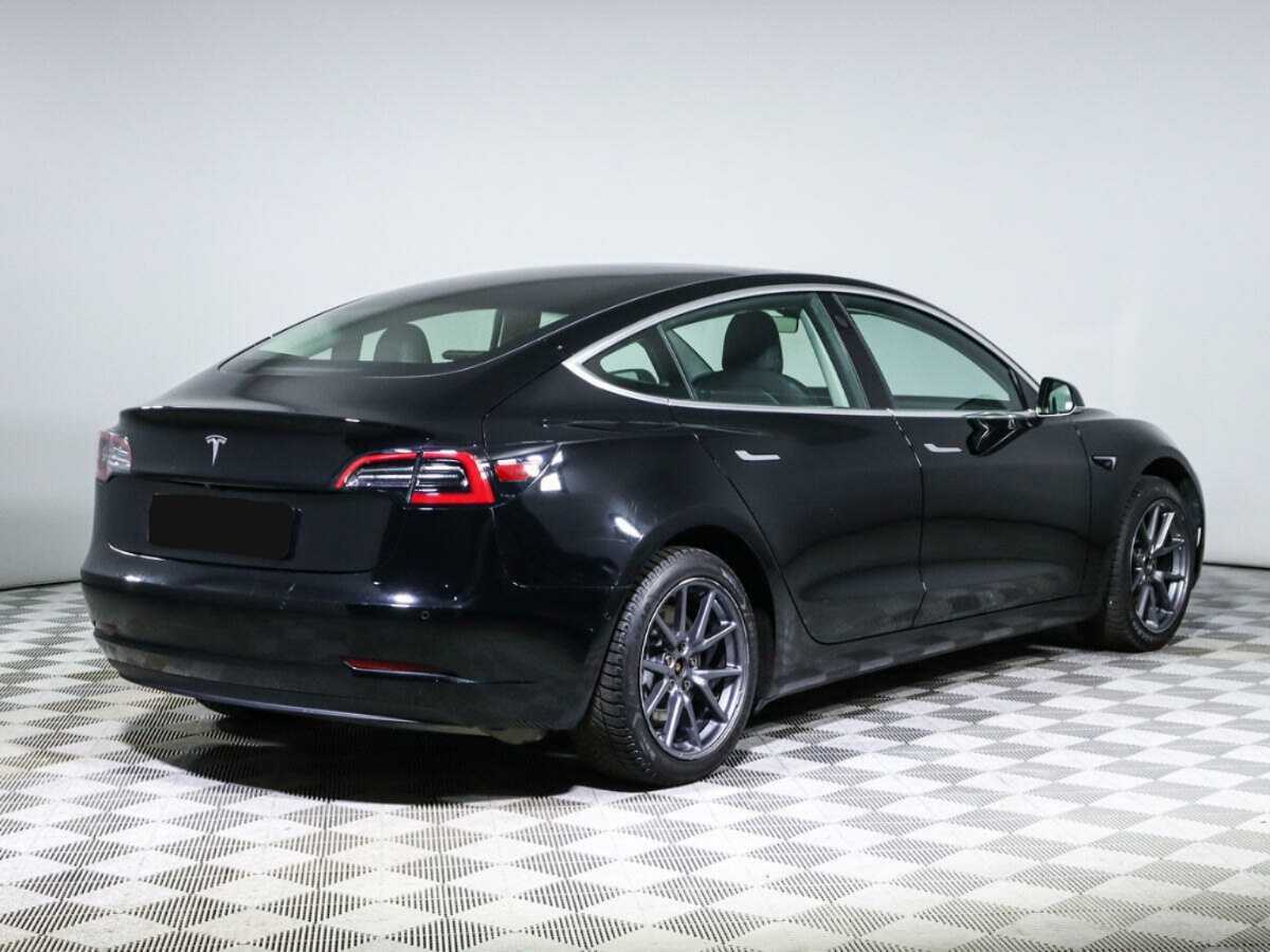 Купить Tesla Model 3 с пробегом. Фото: #3