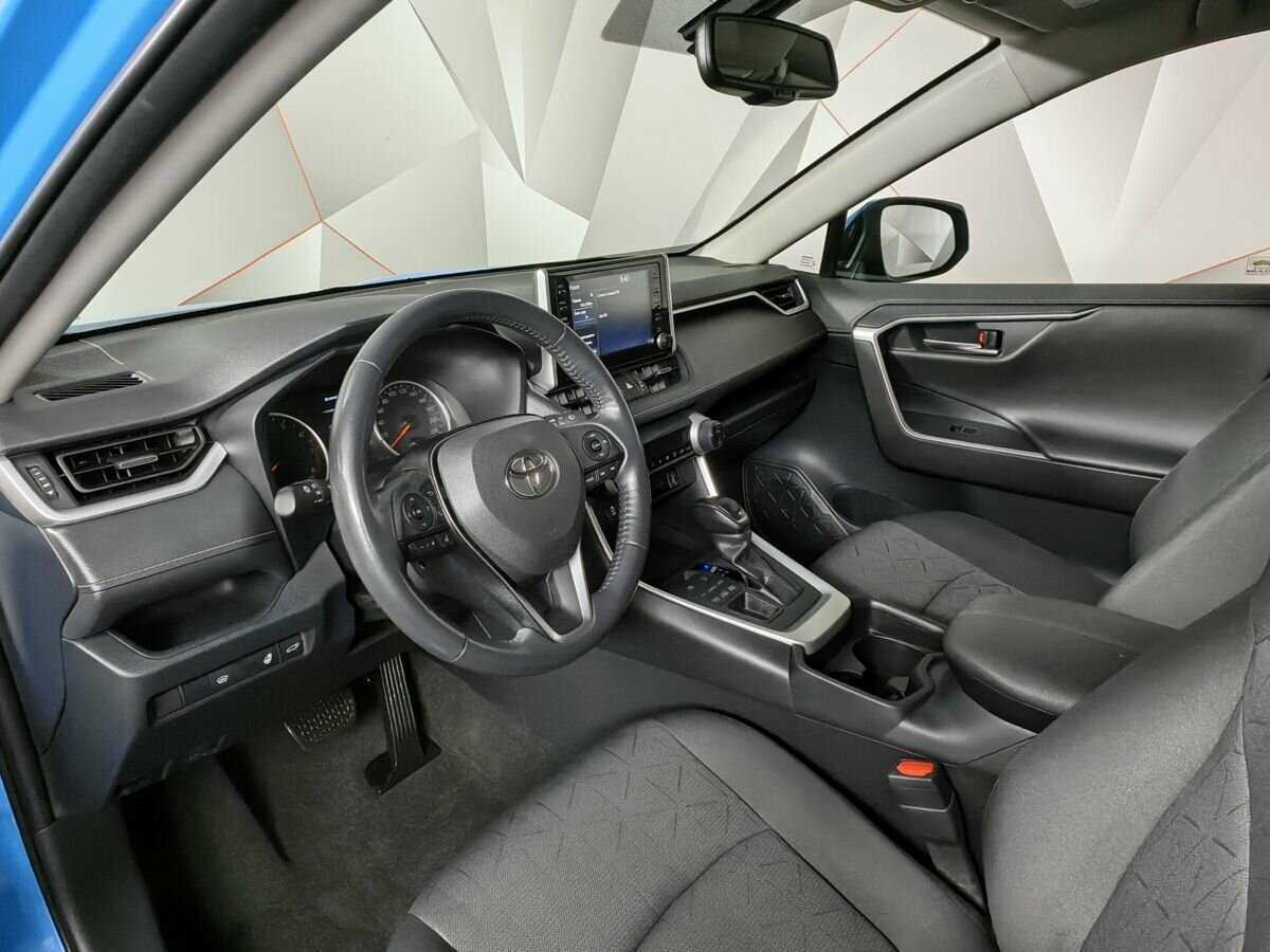 Купить Toyota RAV4 с пробегом. Фото: #13