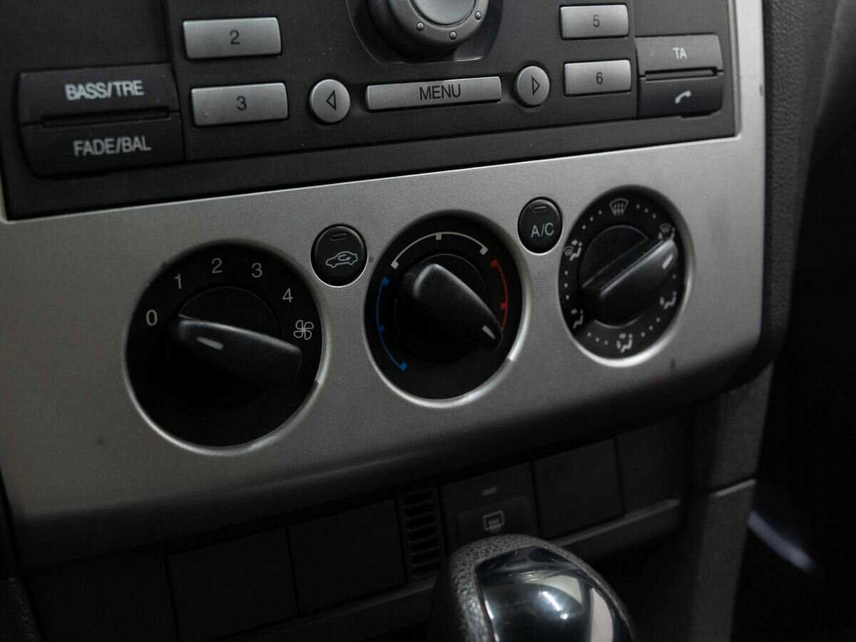 Купить Ford Focus с пробегом. Фото: #18