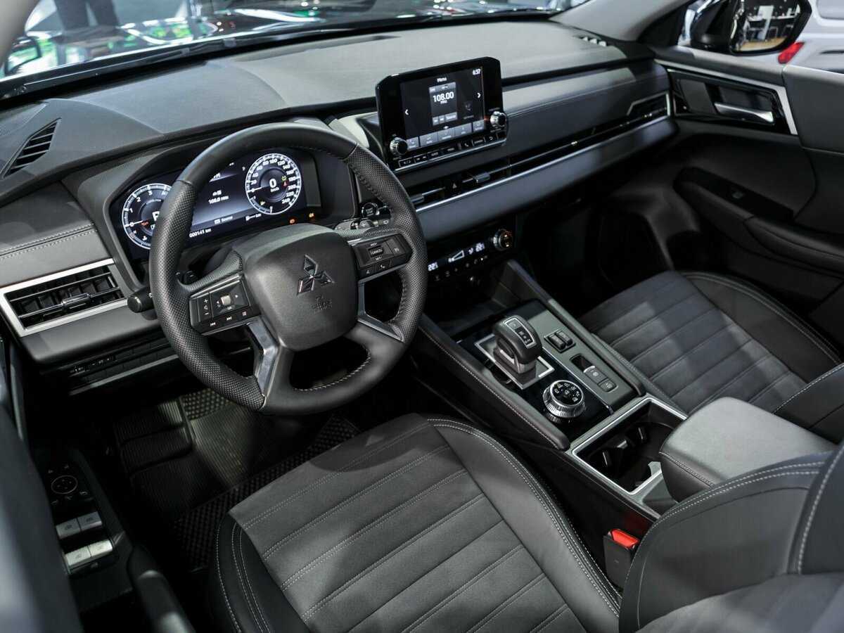 Купить Mitsubishi Outlander с пробегом. Фото: #15