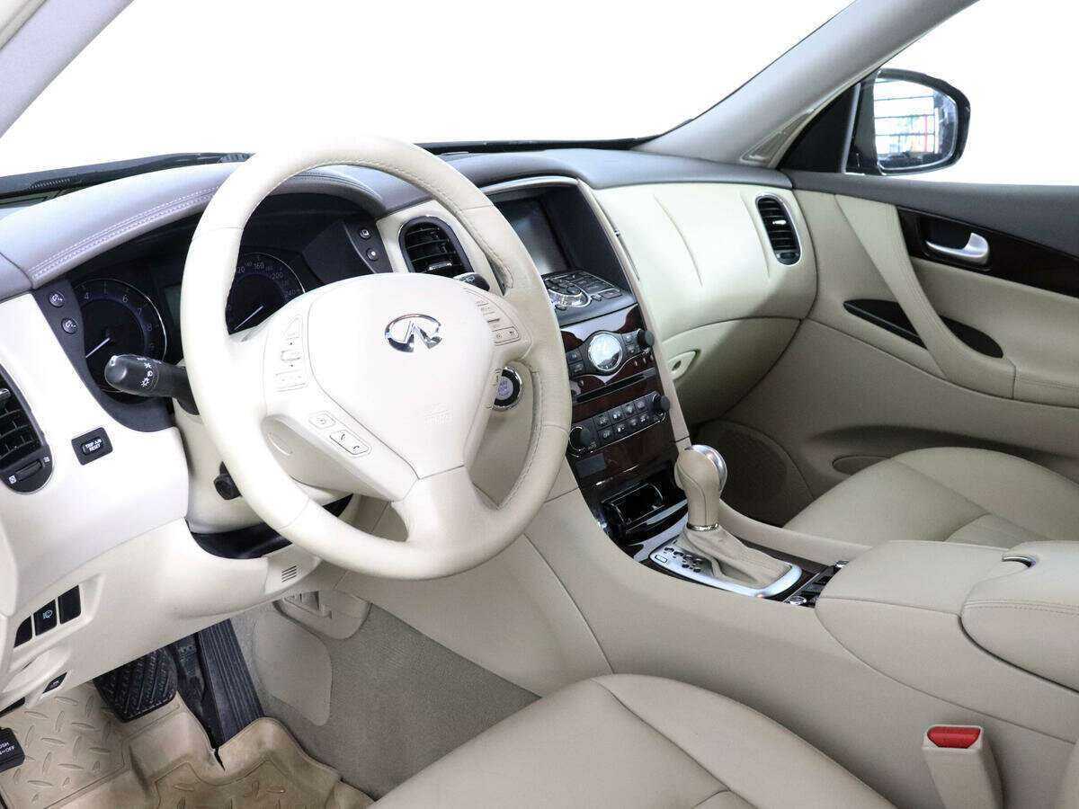 Купить Infiniti QX50 с пробегом. Фото: #7