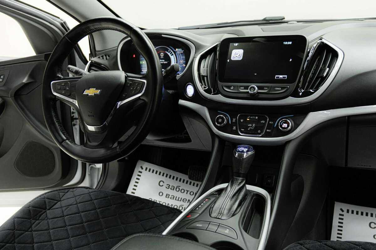 Купить Chevrolet Volt с пробегом. Фото: #9