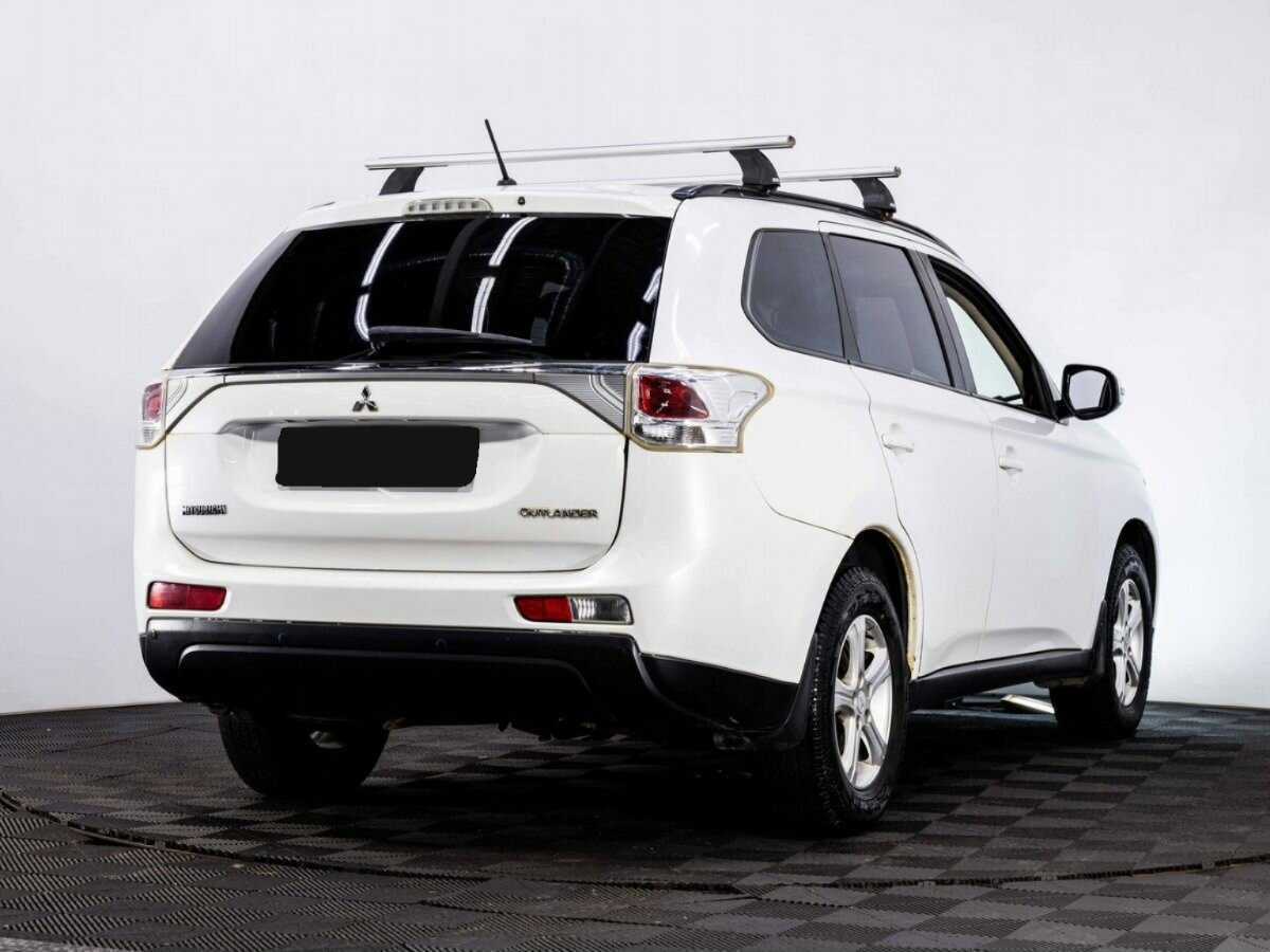 Купить Mitsubishi Outlander с пробегом. Фото: #5