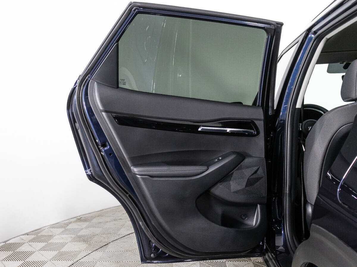 Купить Kia Seltos с пробегом. Фото: #24