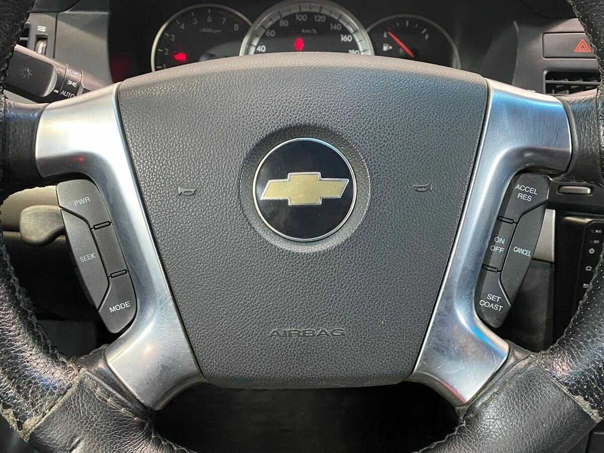 Купить Chevrolet Epica с пробегом. Фото: #15