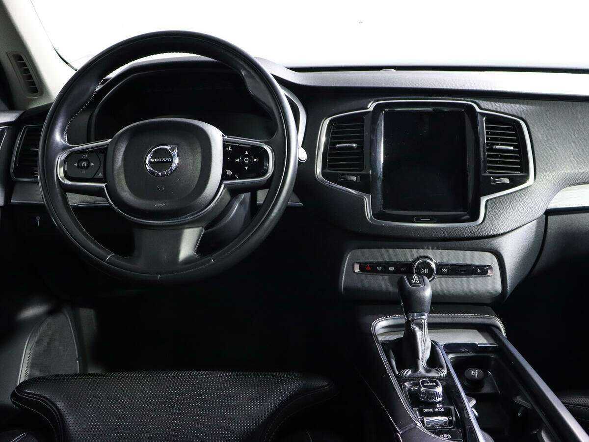 Купить Volvo XC90 с пробегом. Фото: #9
