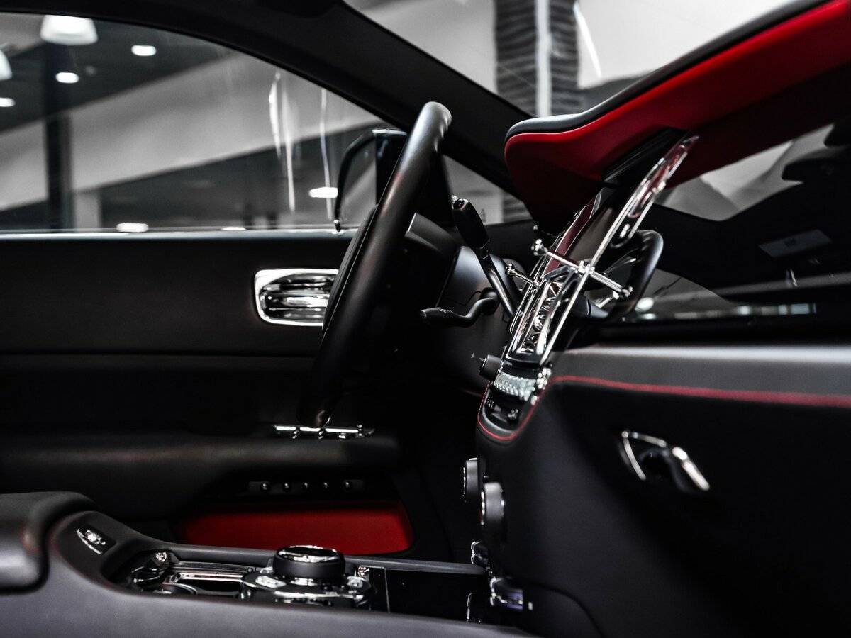 Купить Rolls-Royce Wraith с пробегом. Фото: #35