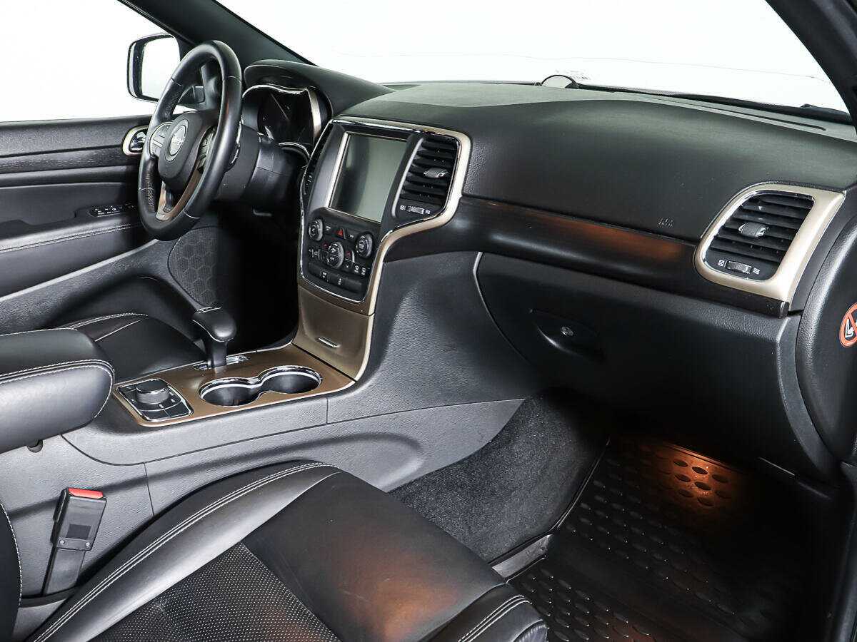 Купить Jeep Grand Cherokee с пробегом. Фото: #8