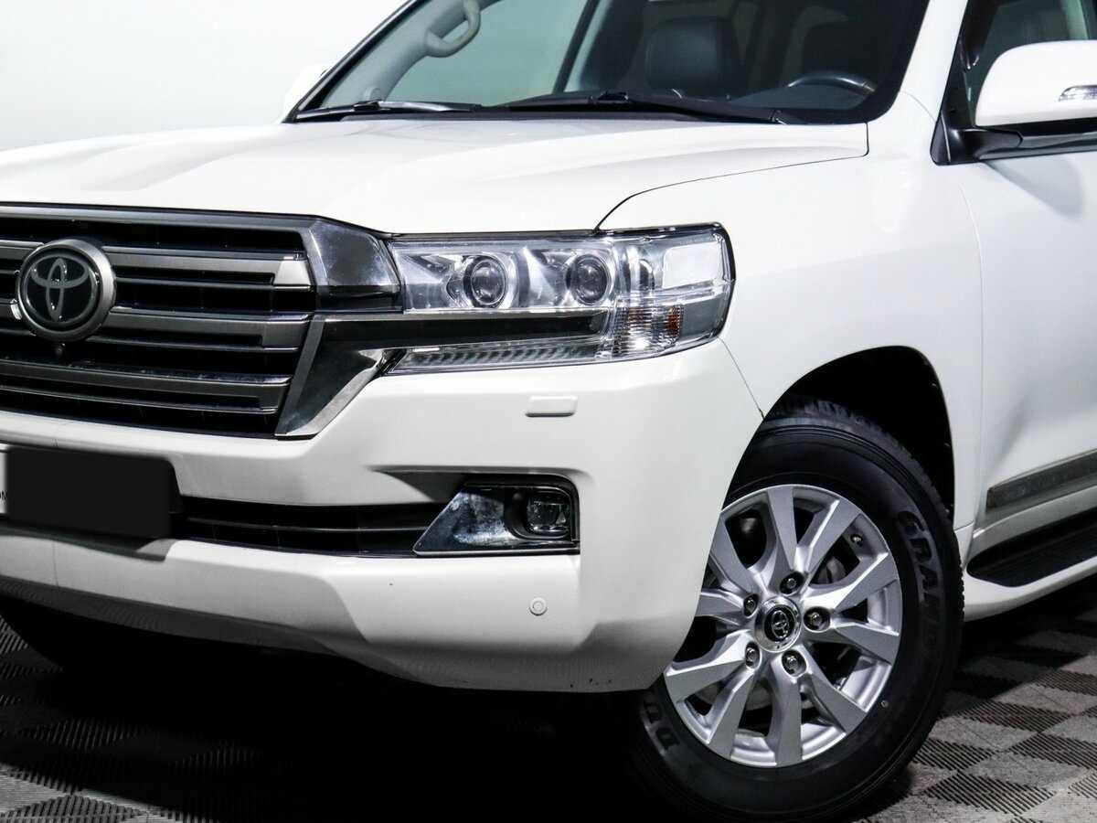 Купить Toyota Land Cruiser с пробегом. Фото: #16