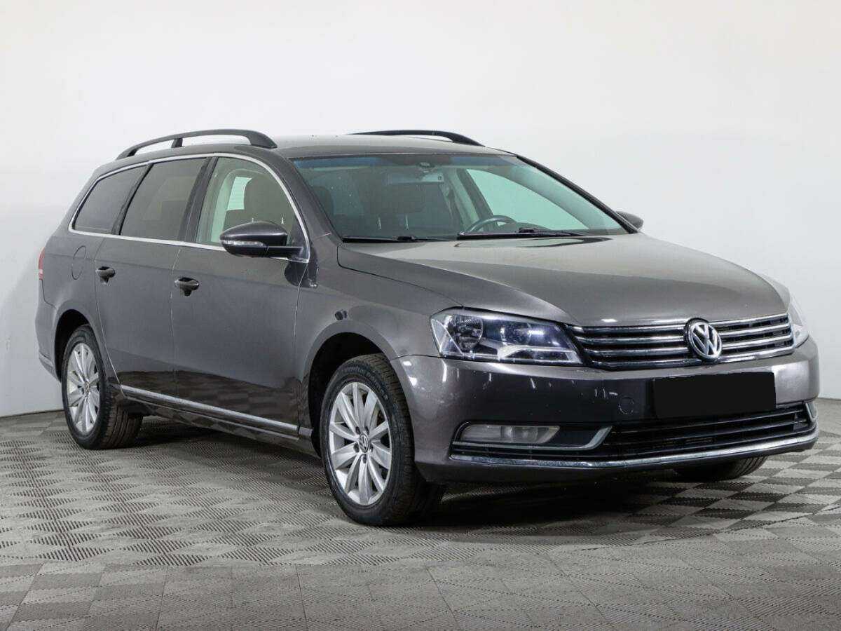 Купить Volkswagen Passat с пробегом. Фото: #2