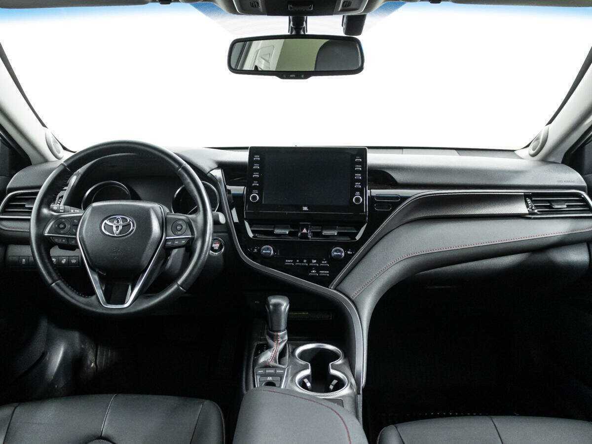Купить Toyota Camry с пробегом. Фото: #11
