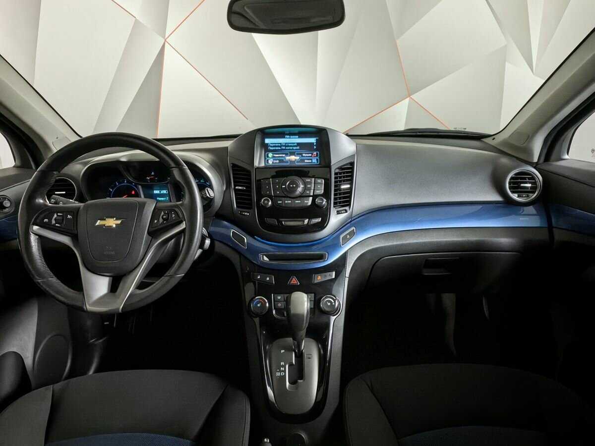 Купить Chevrolet Orlando с пробегом. Фото: #9