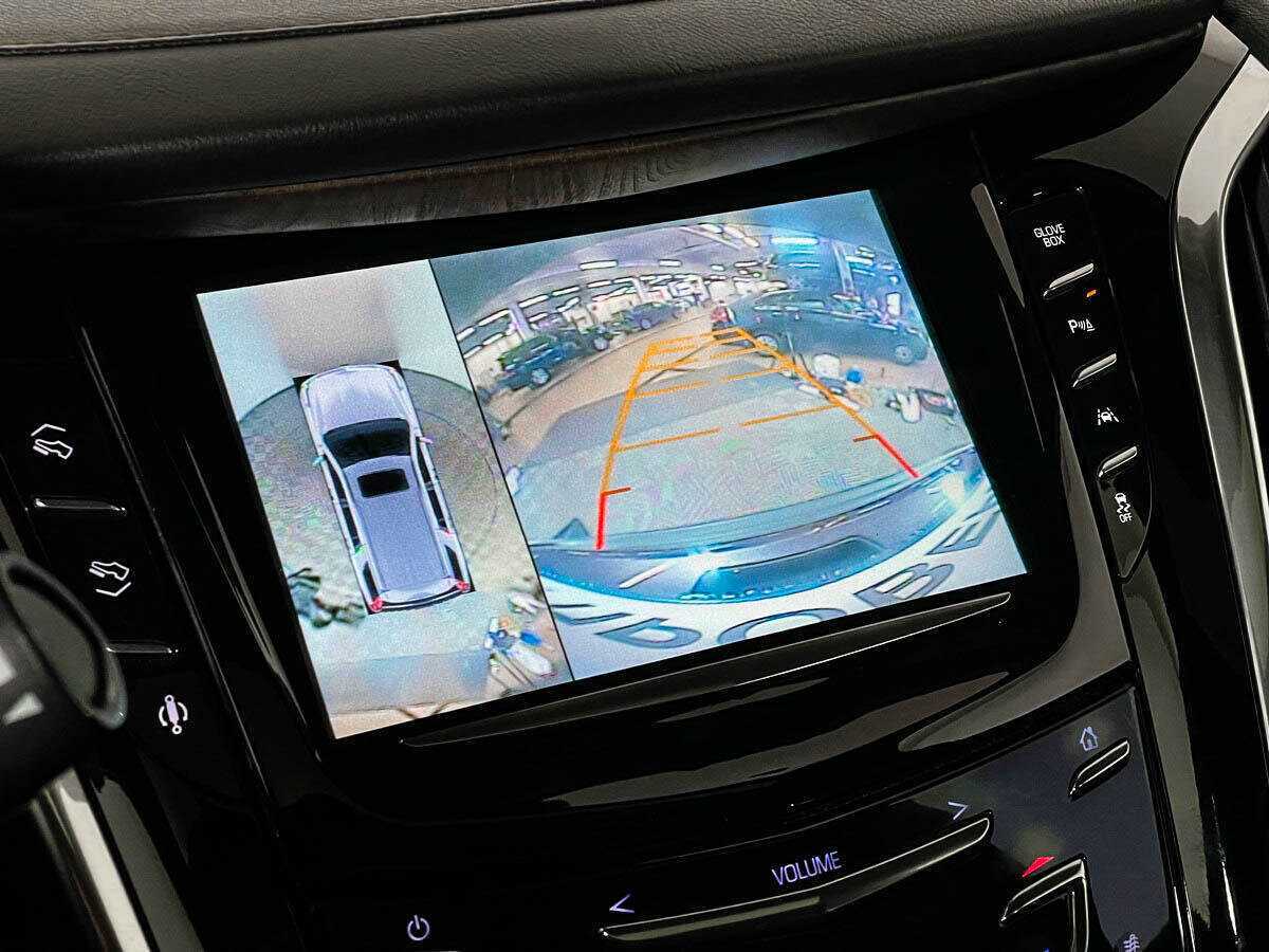 Купить Cadillac Escalade с пробегом. Фото: #17
