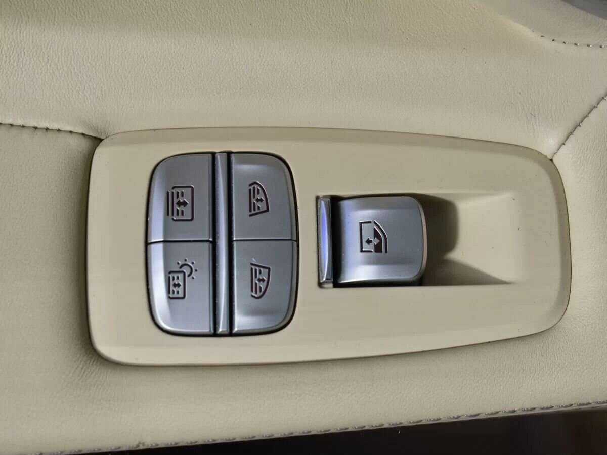 Купить BMW 7 серии с пробегом. Фото: #30