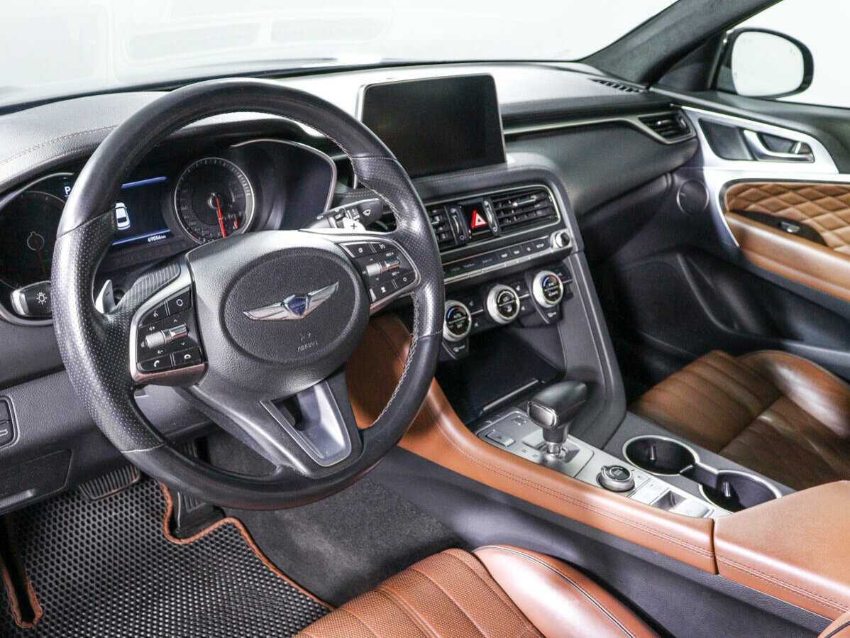 Купить Genesis G70 с пробегом. Фото: #13