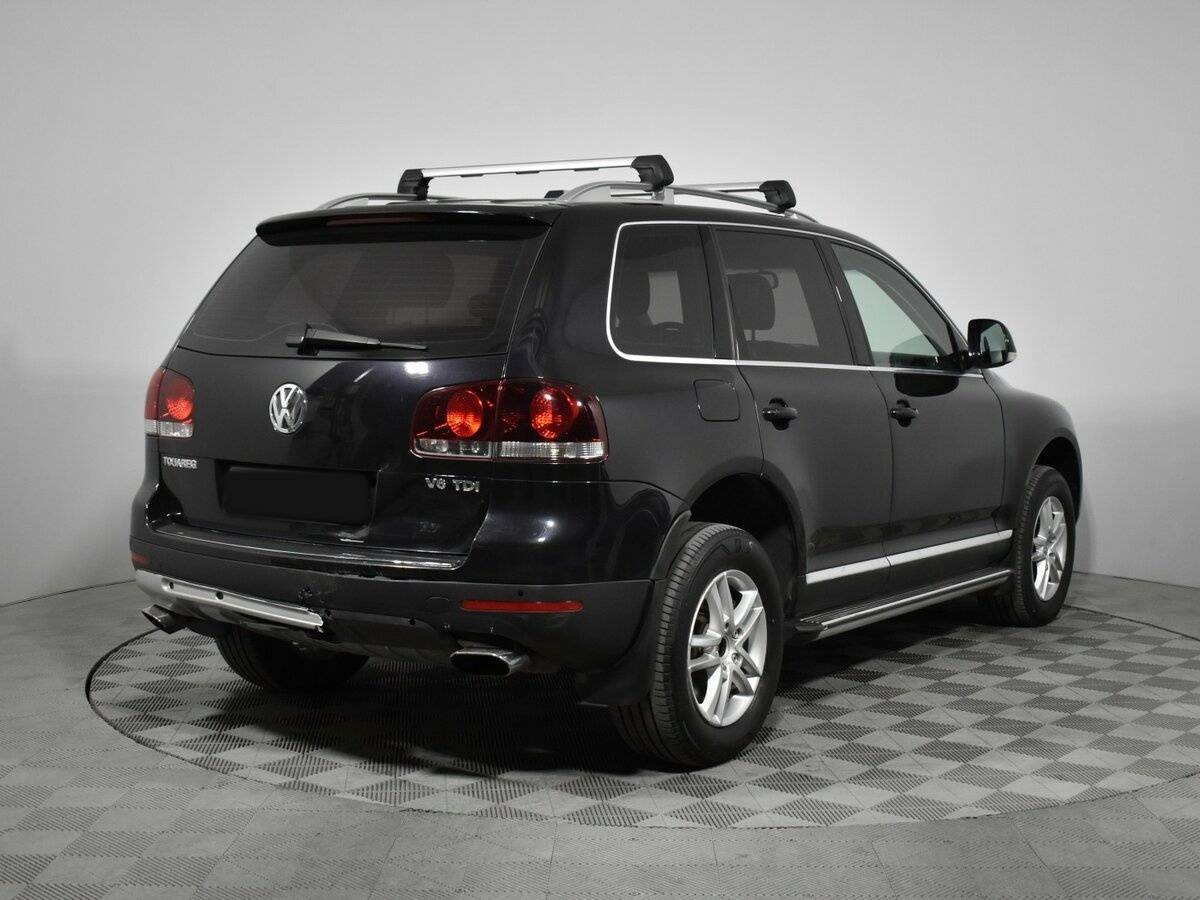Купить Volkswagen Touareg с пробегом. Фото: #4