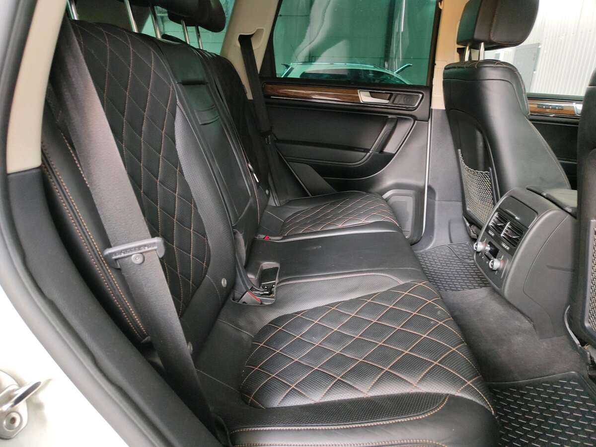 Купить Volkswagen Touareg с пробегом. Фото: #16
