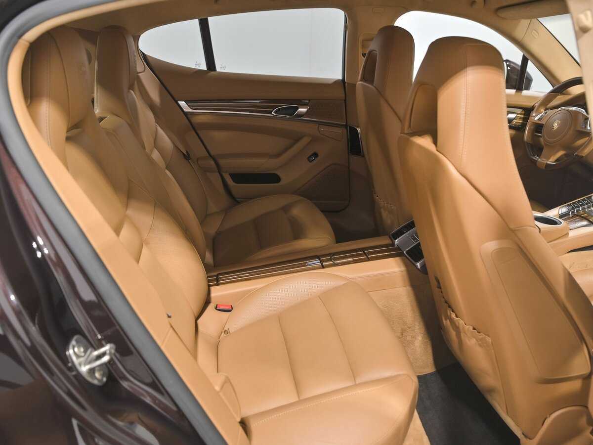 Купить Porsche Panamera с пробегом. Фото: #17