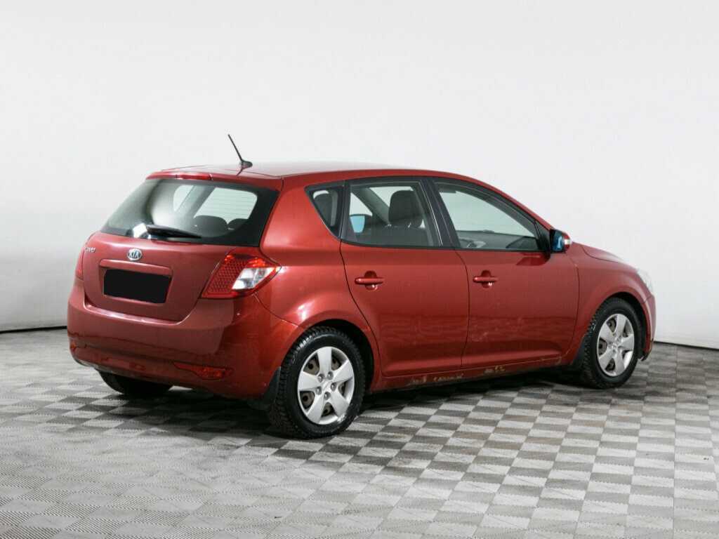 Купить Kia Ceed с пробегом. Фото: #3