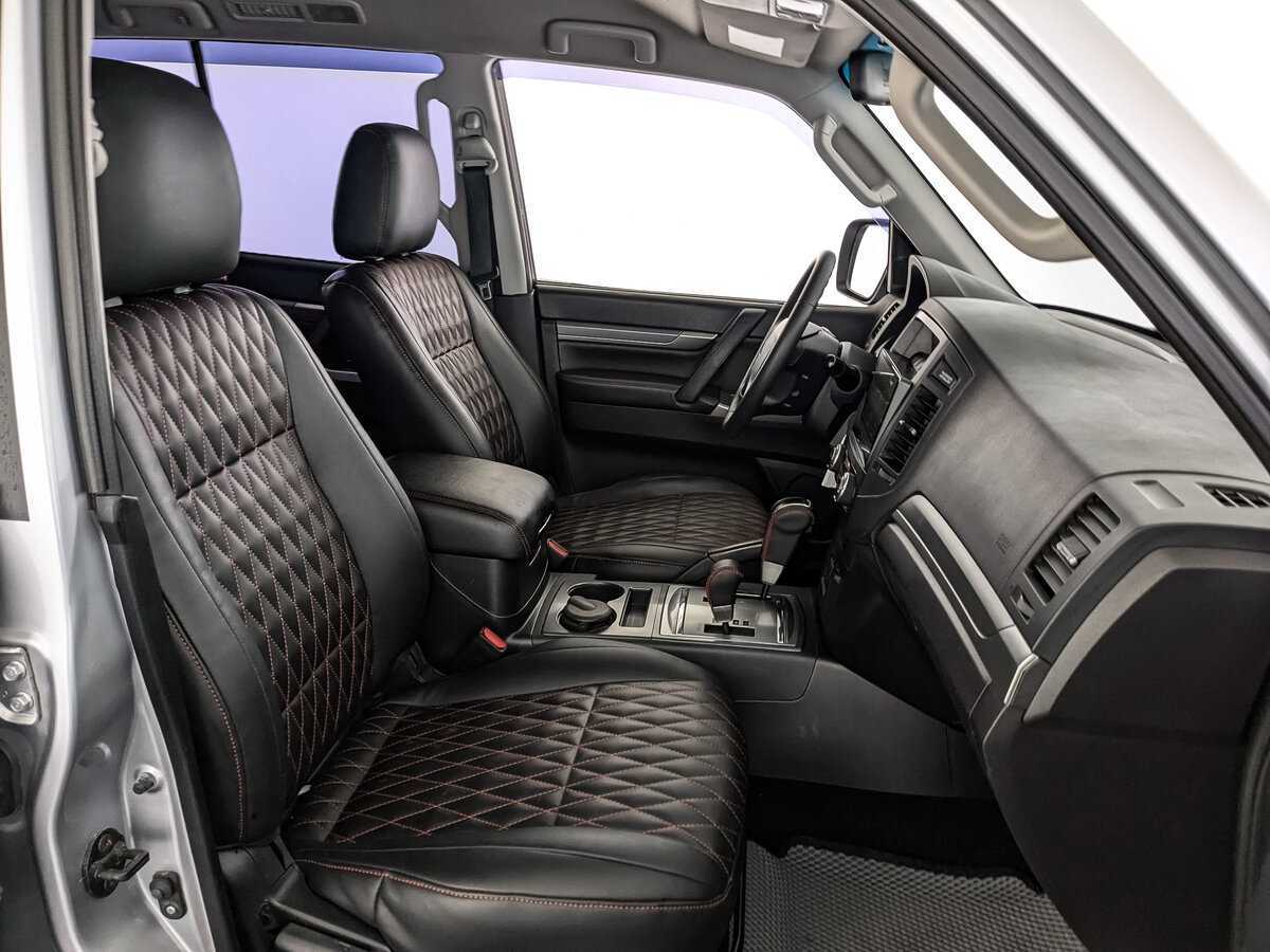 Купить Mitsubishi Pajero с пробегом. Фото: #19