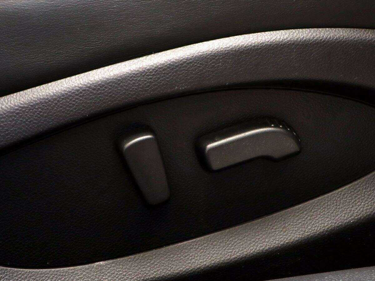 Купить Infiniti FX с пробегом. Фото: #11