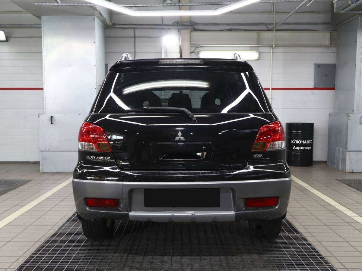 Купить Mitsubishi Outlander с пробегом. Фото: #3