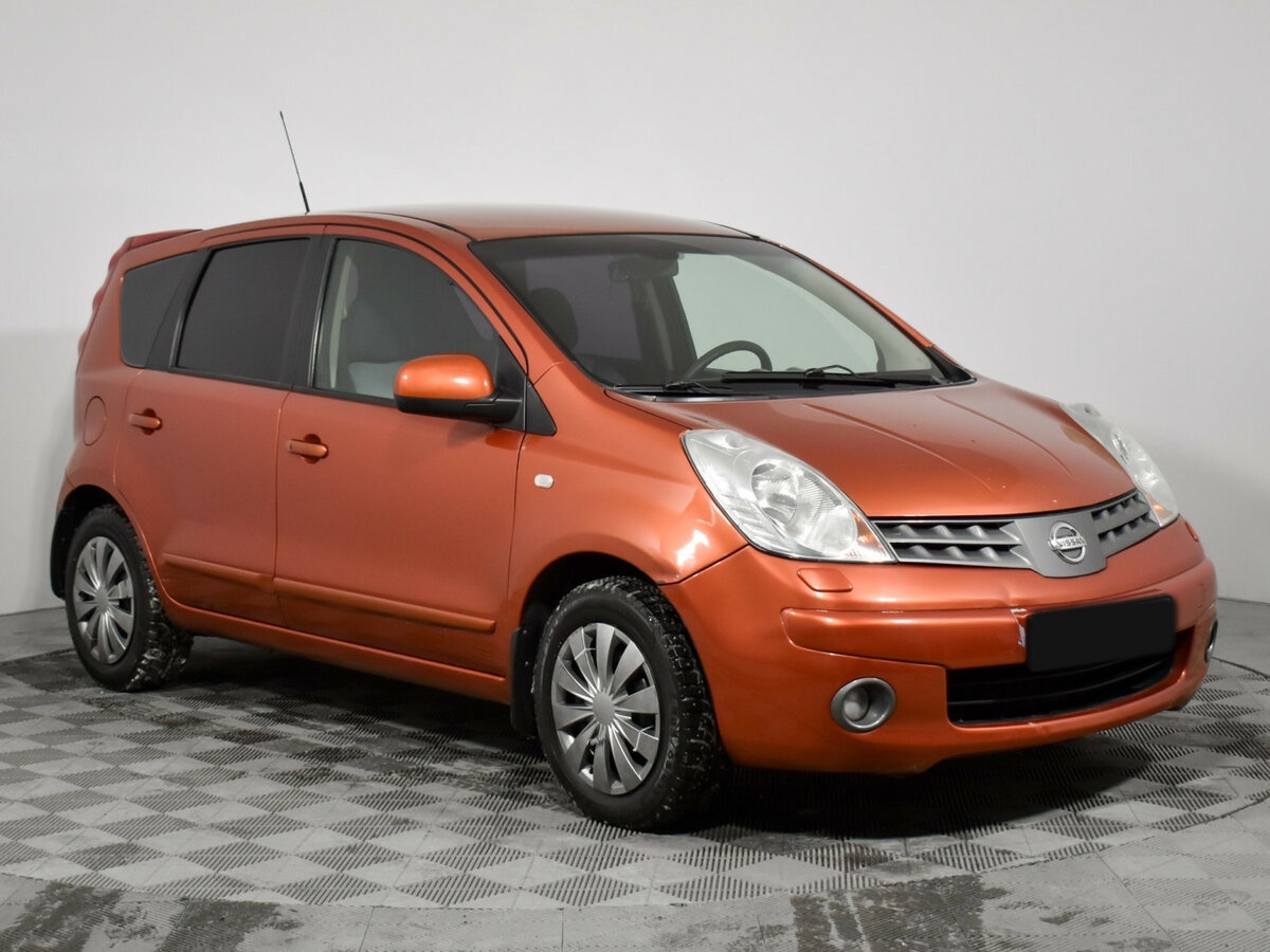 Купить Nissan Note с пробегом. Фото: #2