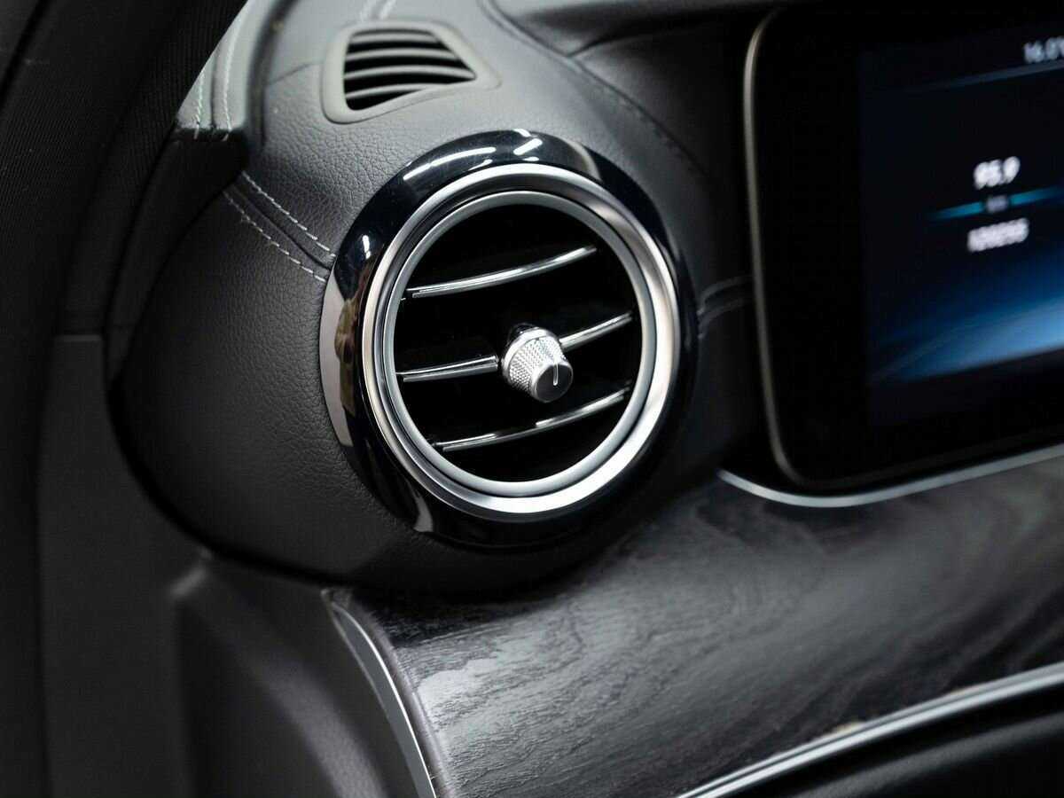 Купить Mercedes-Benz E-Класс с пробегом. Фото: #25