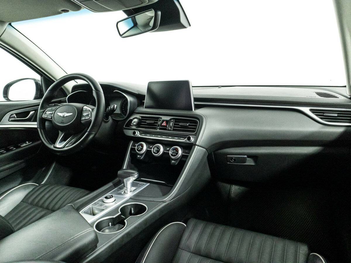 Купить Genesis G70 с пробегом. Фото: #8