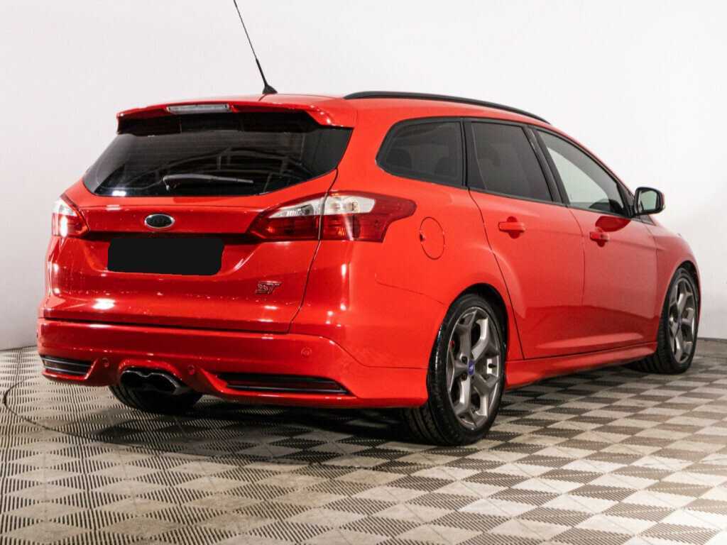 Купить Ford Focus ST с пробегом. Фото: #4