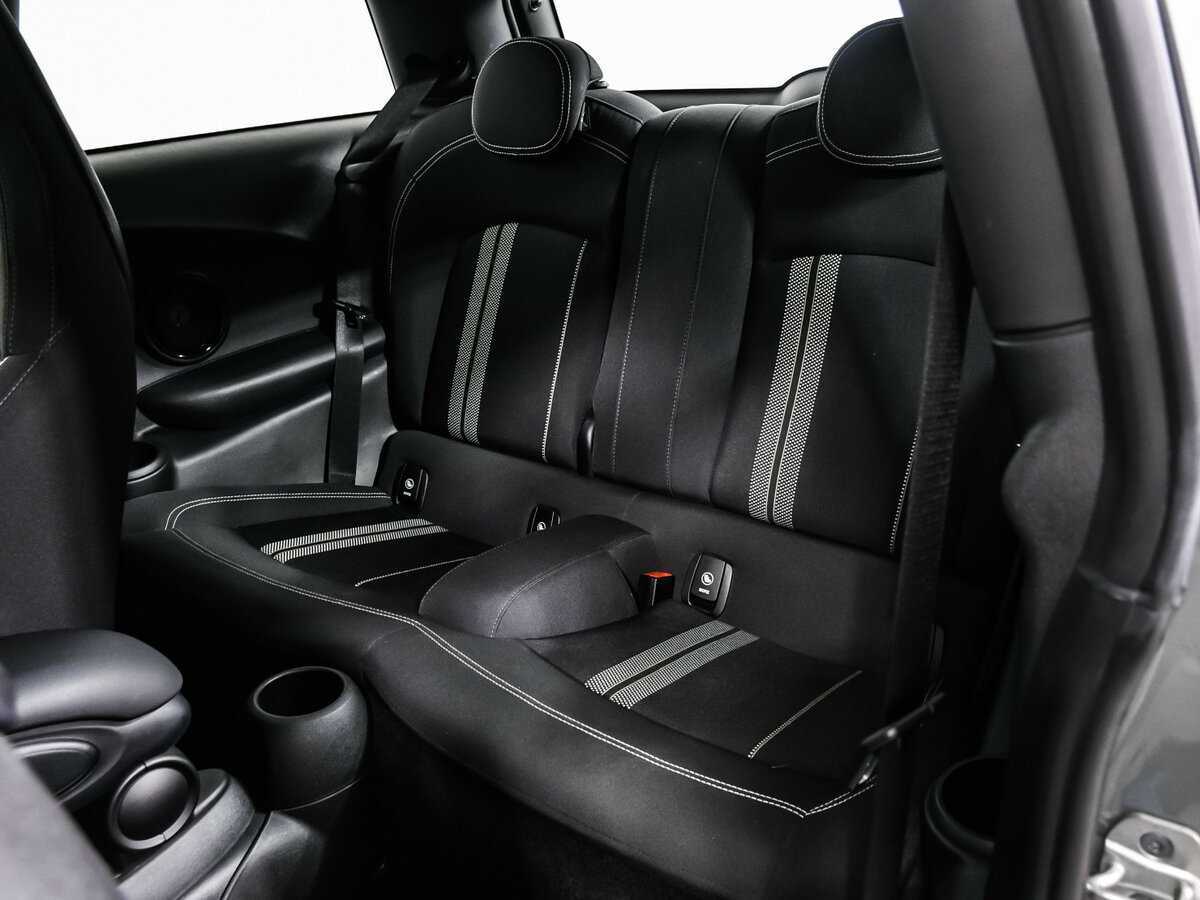 Купить Mini Hatch с пробегом. Фото: #12