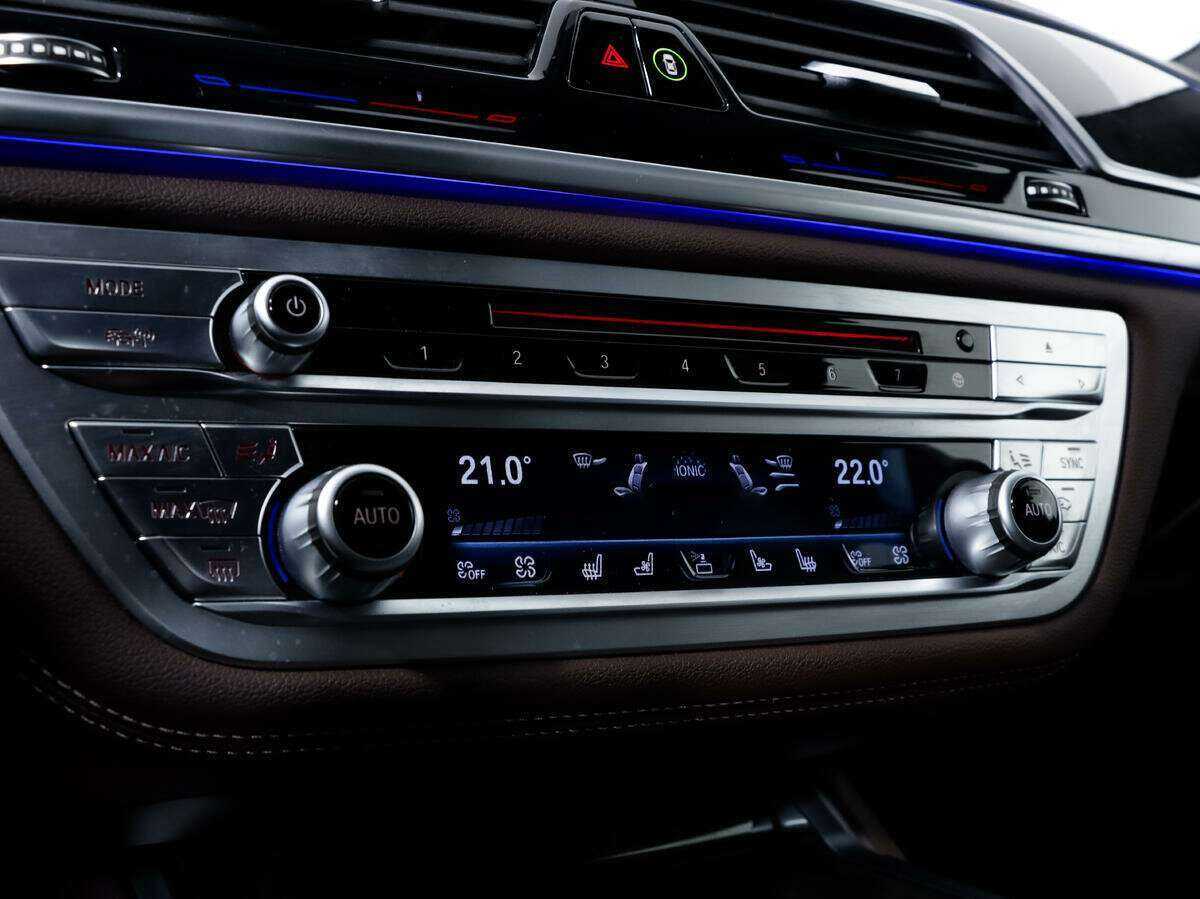 Купить BMW 7 серии с пробегом. Фото: #16