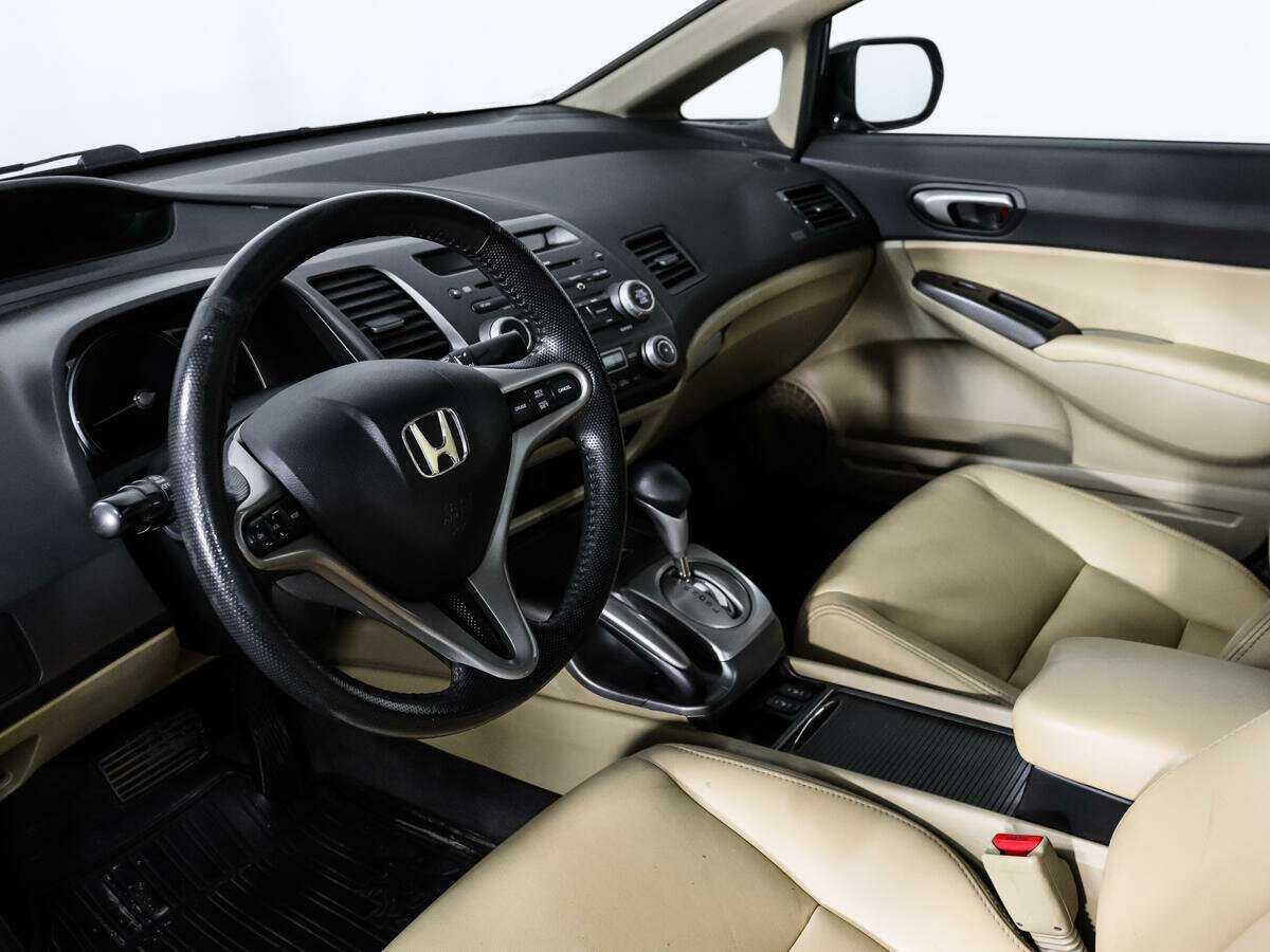 Купить Honda Civic с пробегом. Фото: #8