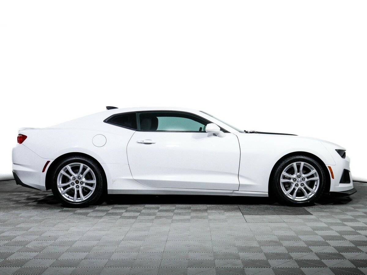 Купить Chevrolet Camaro с пробегом. Фото: #3
