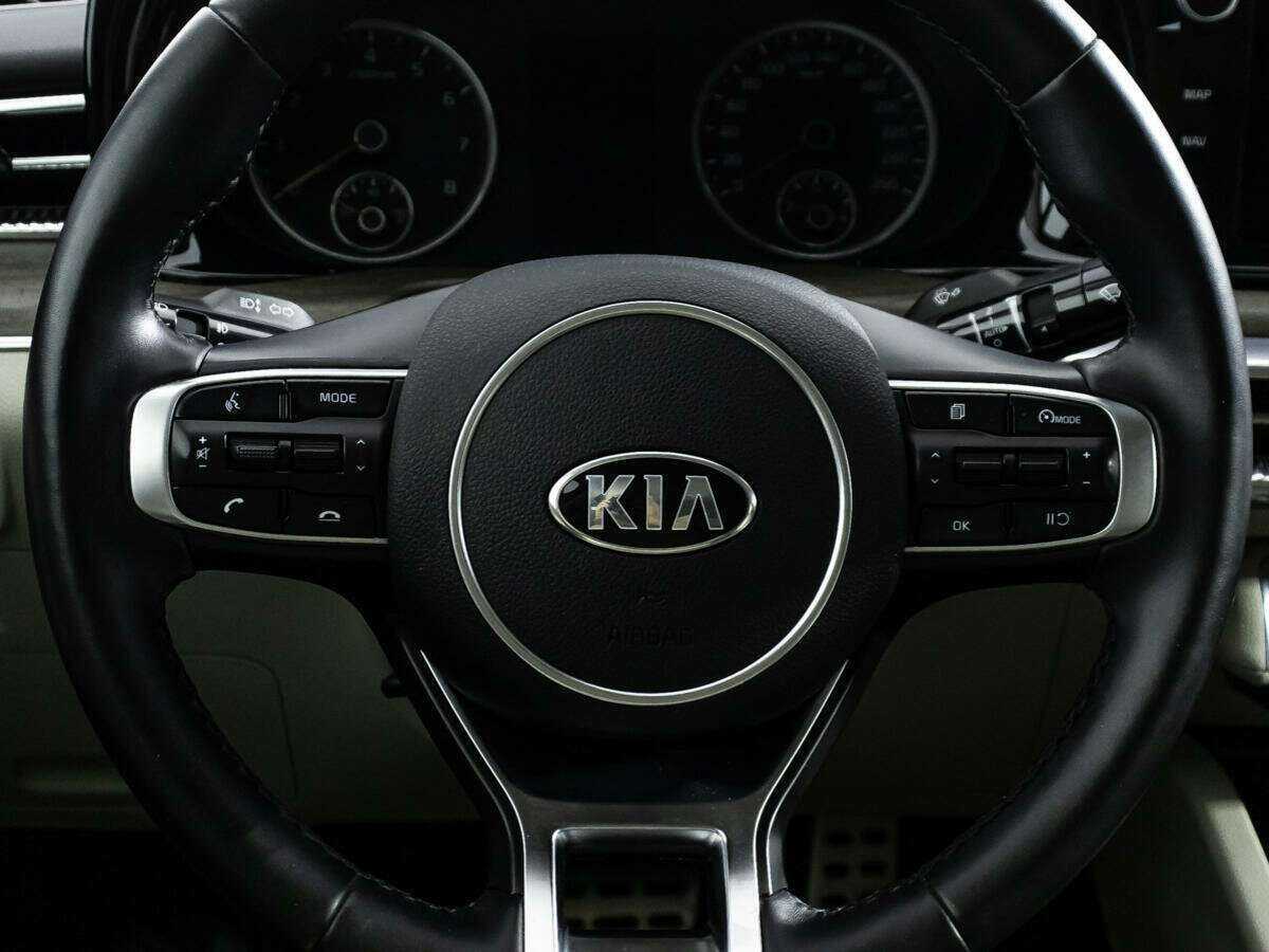 Купить Kia K5 с пробегом. Фото: #22