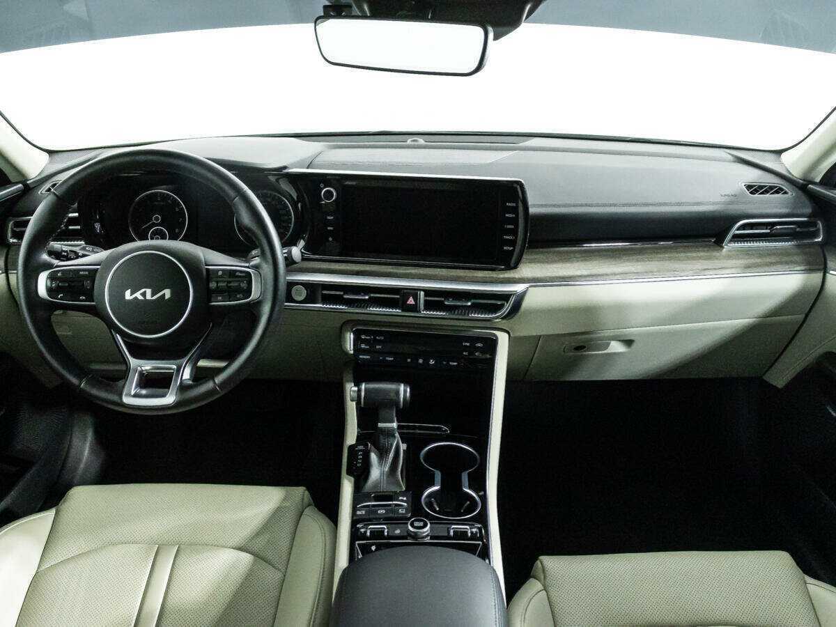 Купить Kia K5 с пробегом. Фото: #10
