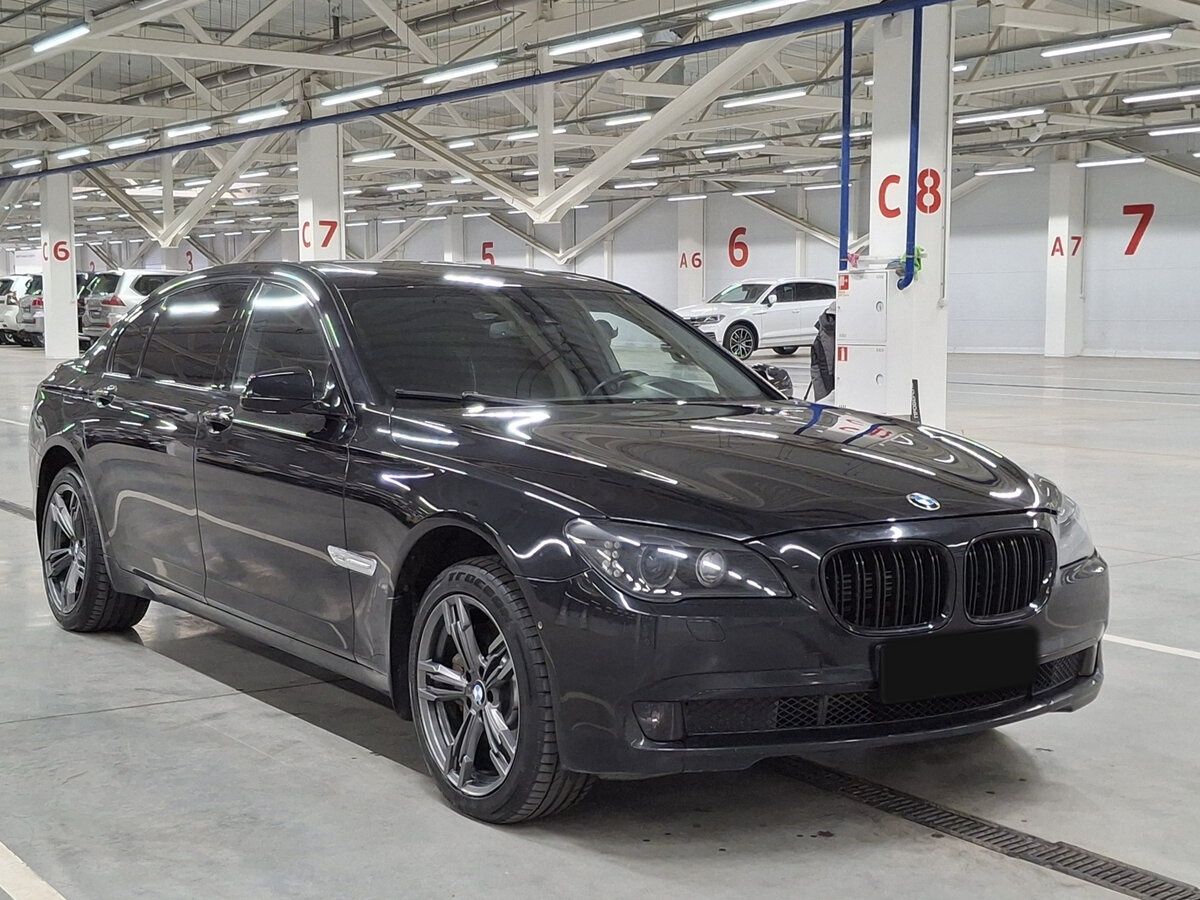 Купить BMW 7 серии с пробегом. Фото: #2