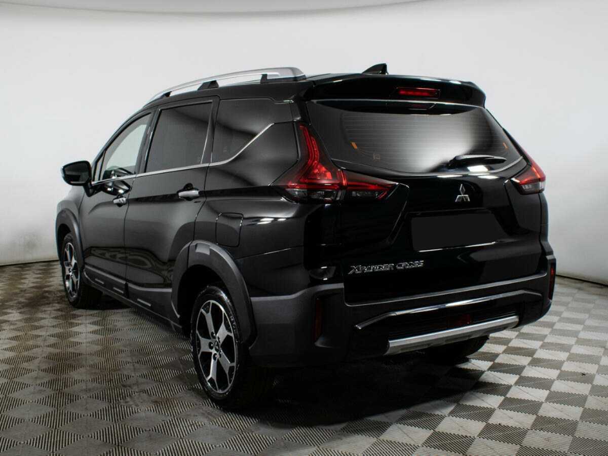 Купить Mitsubishi Xpander с пробегом. Фото: #6