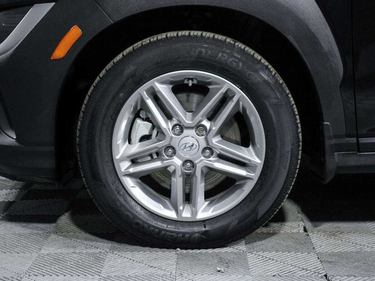 Купить Hyundai Kona с пробегом. Фото: #11