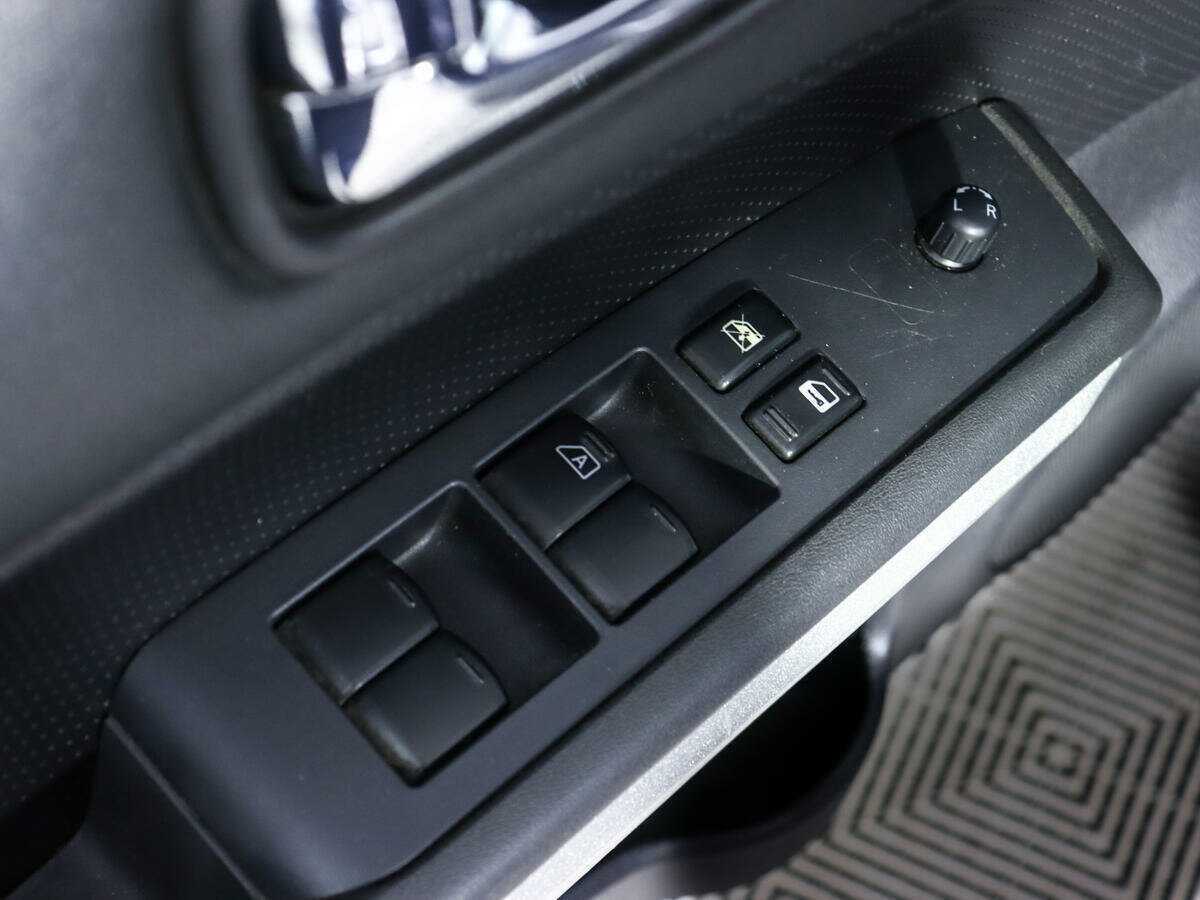 Купить Nissan X-Trail с пробегом. Фото: #16
