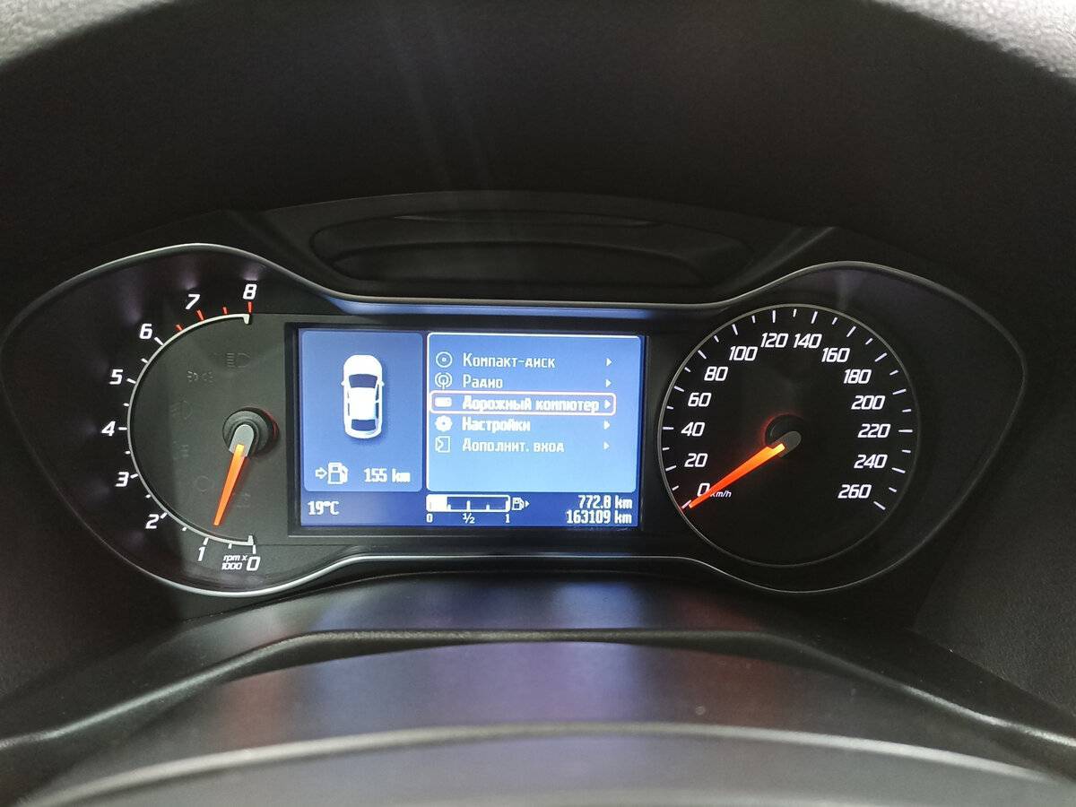 Купить Ford Mondeo с пробегом. Фото: #12