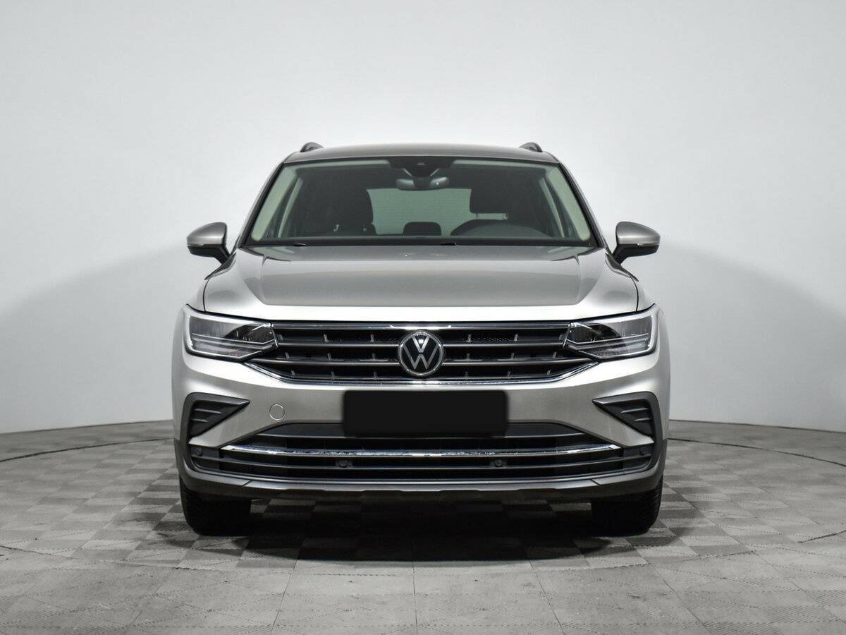 Купить Volkswagen Tiguan с пробегом. Фото: #1