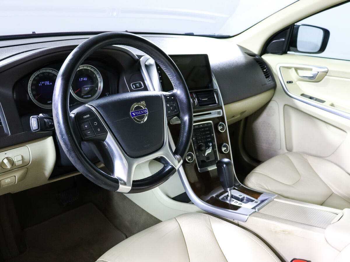 Купить Volvo XC60 с пробегом. Фото: #11