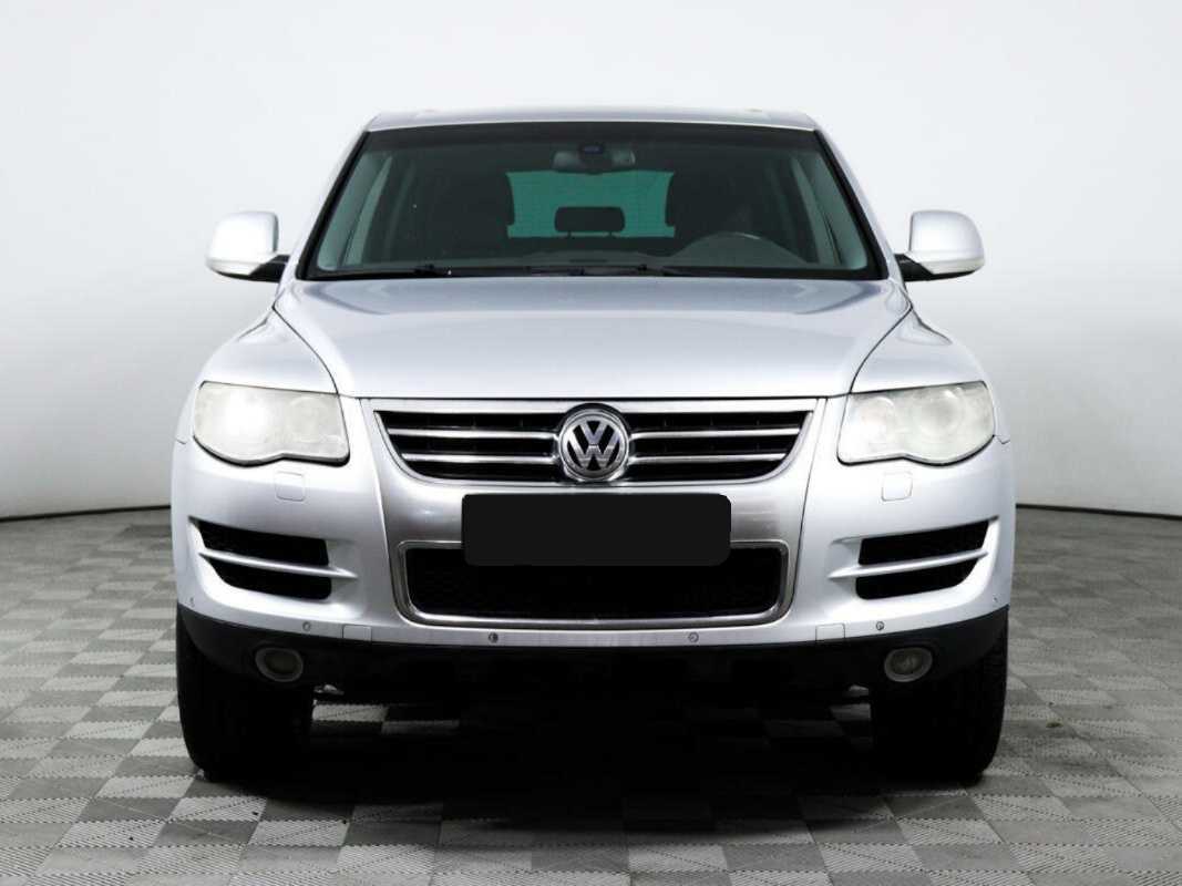 Купить Volkswagen Touareg с пробегом. Фото: #1