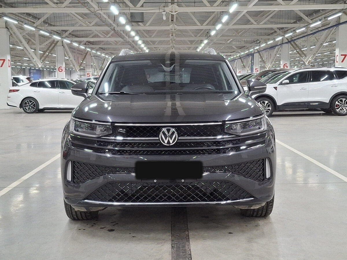 Купить Volkswagen Tavendor с пробегом. Фото: #1