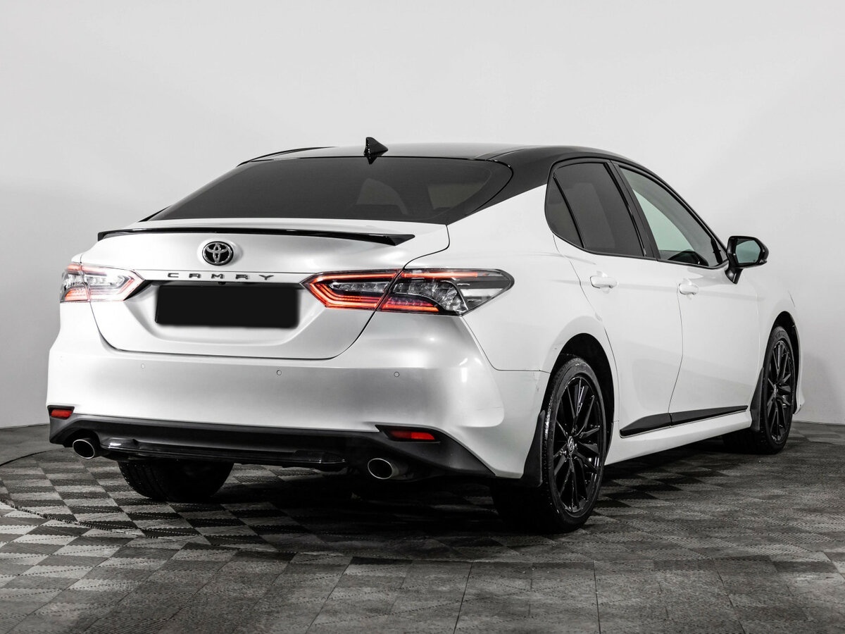 Купить Toyota Camry с пробегом. Фото: #3