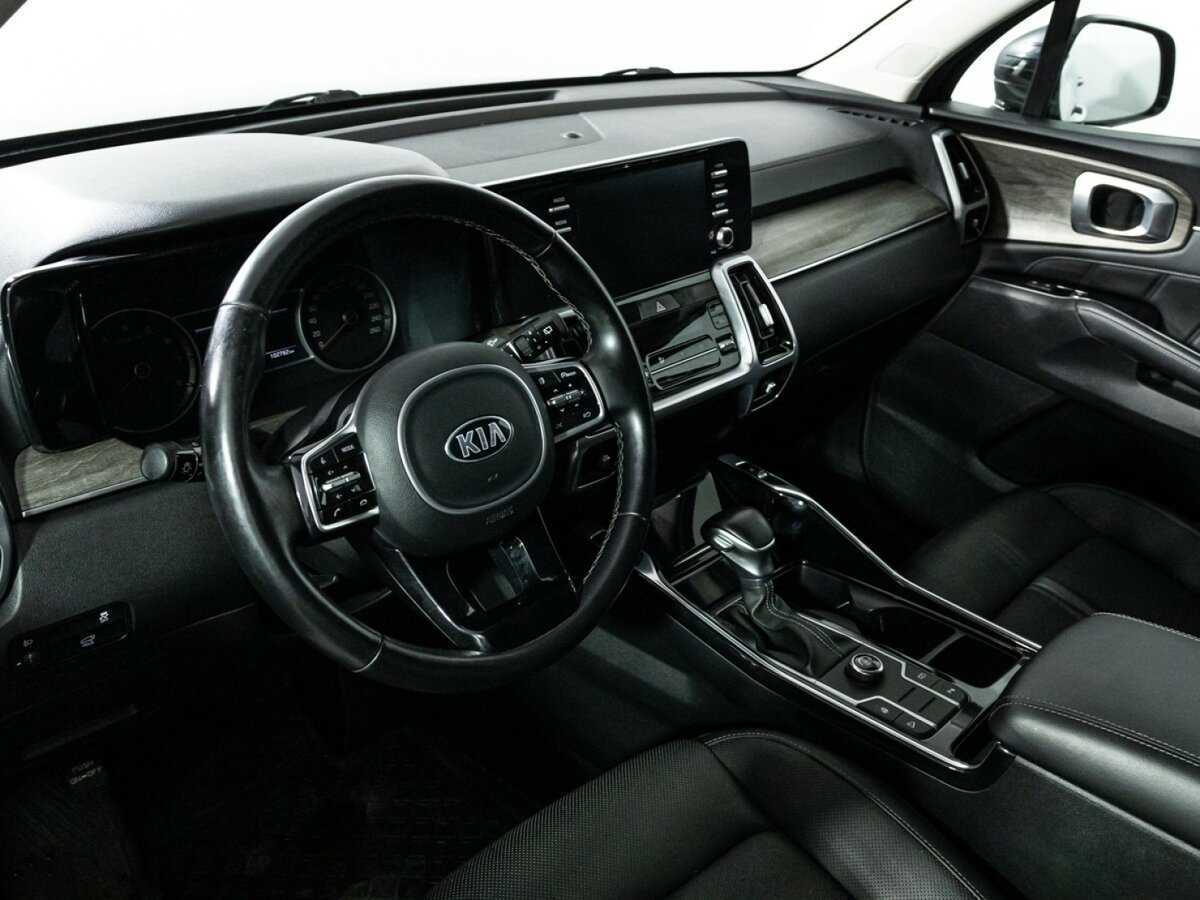 Купить Kia Sorento с пробегом. Фото: #9