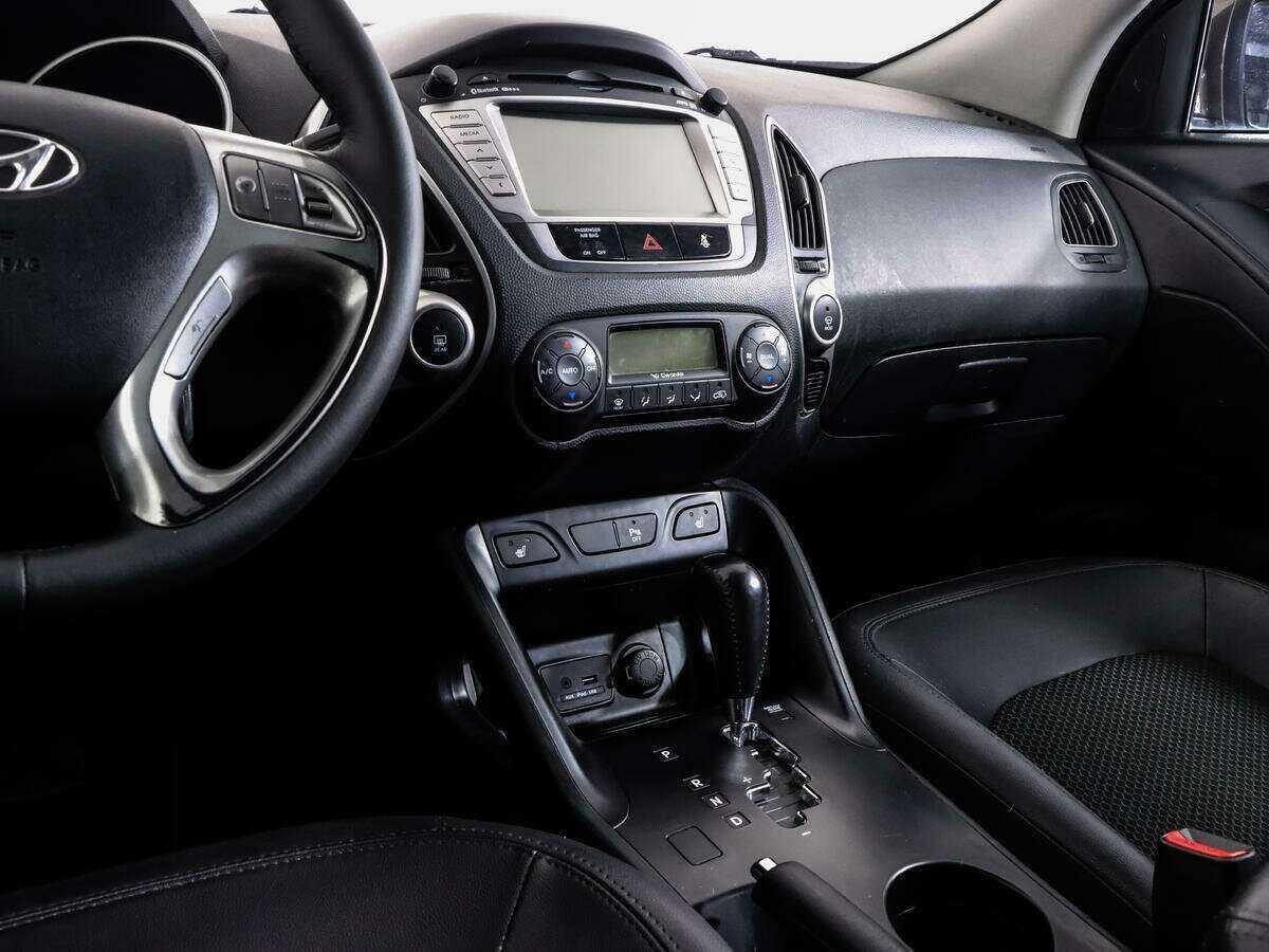 Купить Hyundai ix35 с пробегом. Фото: #8